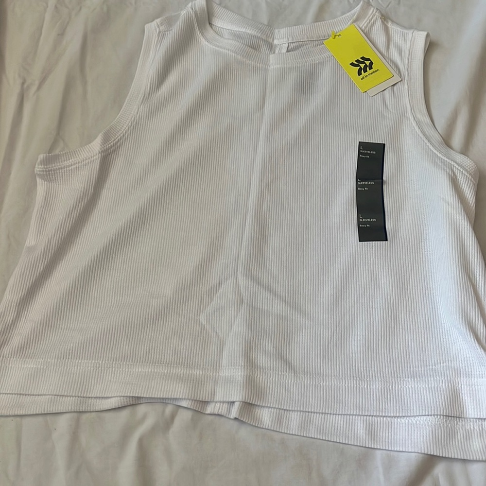 NWT All in Motion Ribbed cropped tank